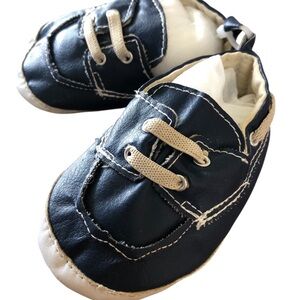 Joseph Allen Size 3 Navy Blue Soft Sole Sneakers with Cream Accents